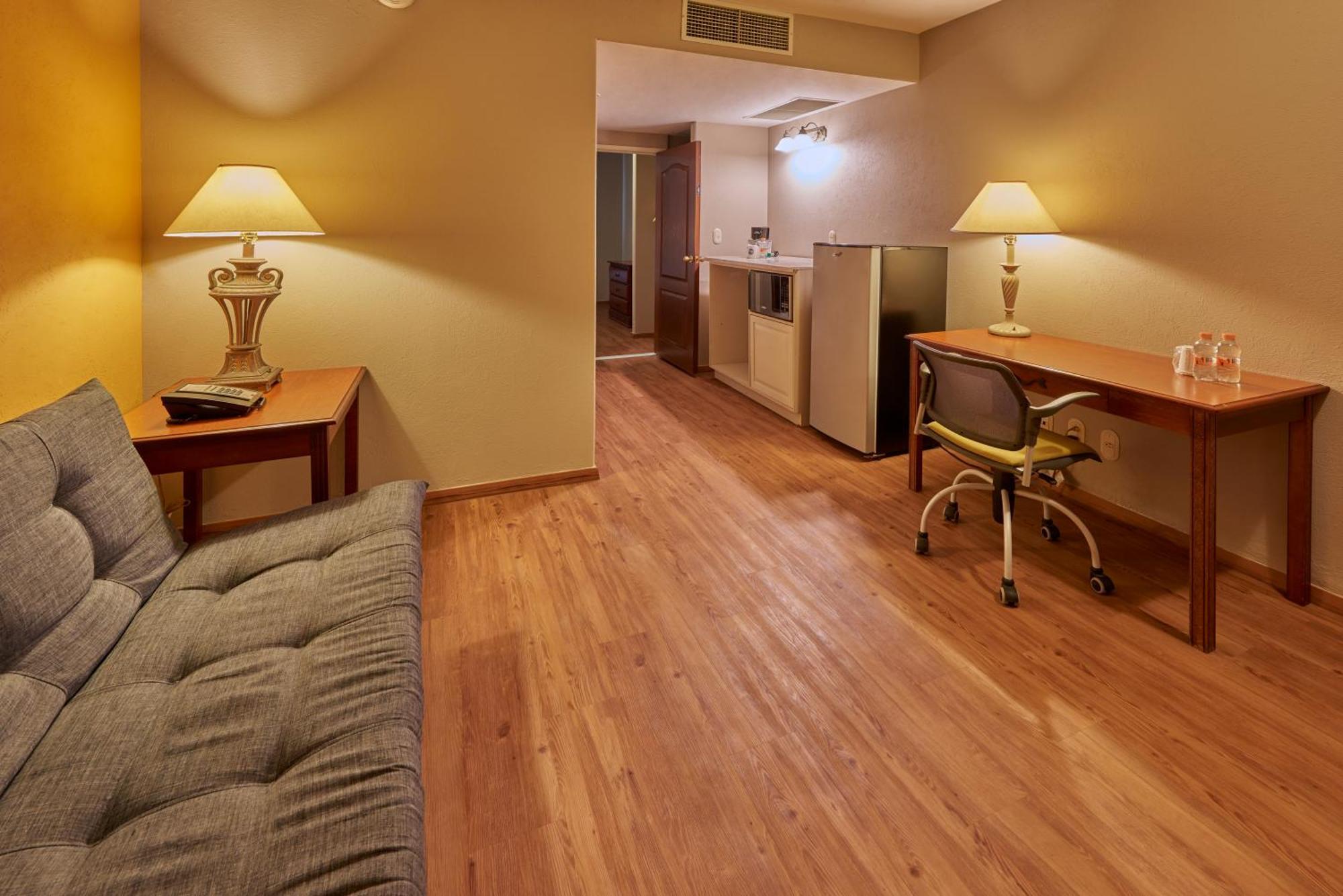 Sierra Suites By Hp Hotels サン・ルイス・ポトシ エクステリア 写真